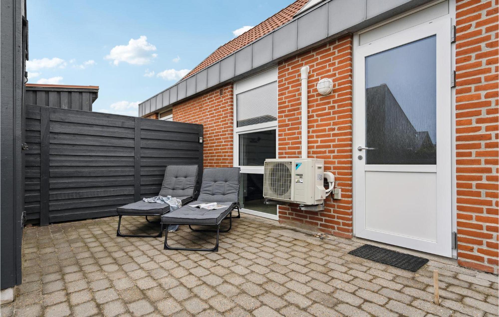 Amazing Home In Hvide Sande With Wifi Bjerregård Exteriér fotografie