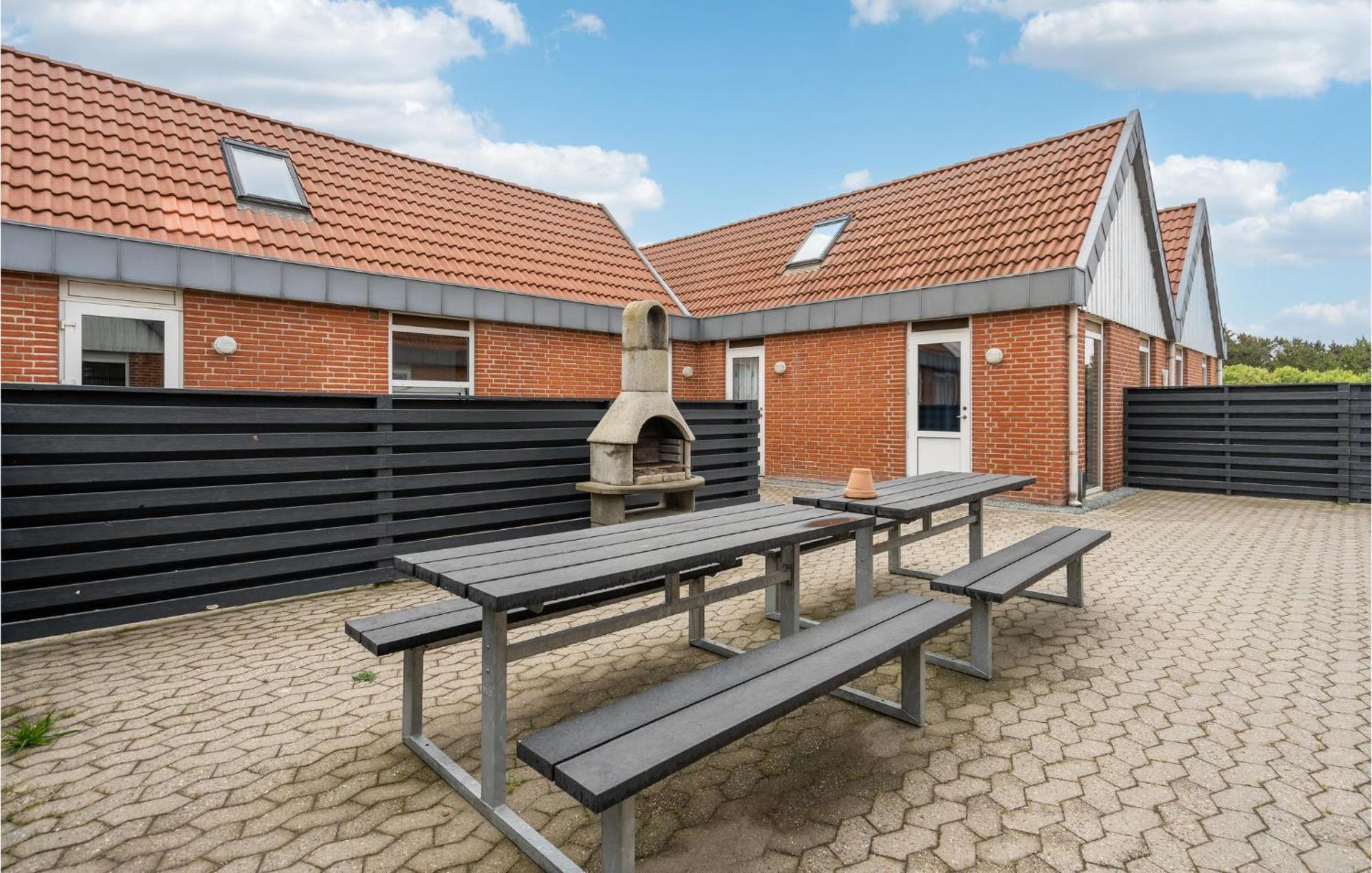 Amazing Home In Hvide Sande With Wifi Bjerregård Exteriér fotografie